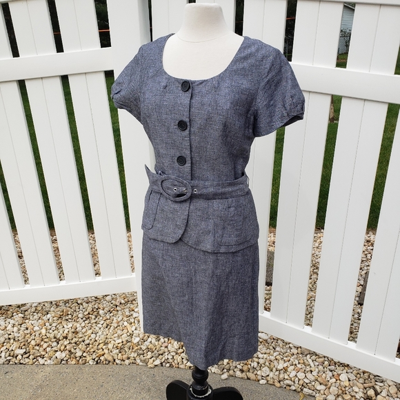 Banana Republic Dresses & Skirts - Banana Republic Solid Gray Business Skirt Suit